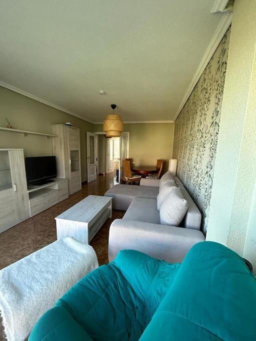 Playa De Berria -Apartamento Con Piscina Y Vistas Al Mar Santoña Zewnętrze zdjęcie